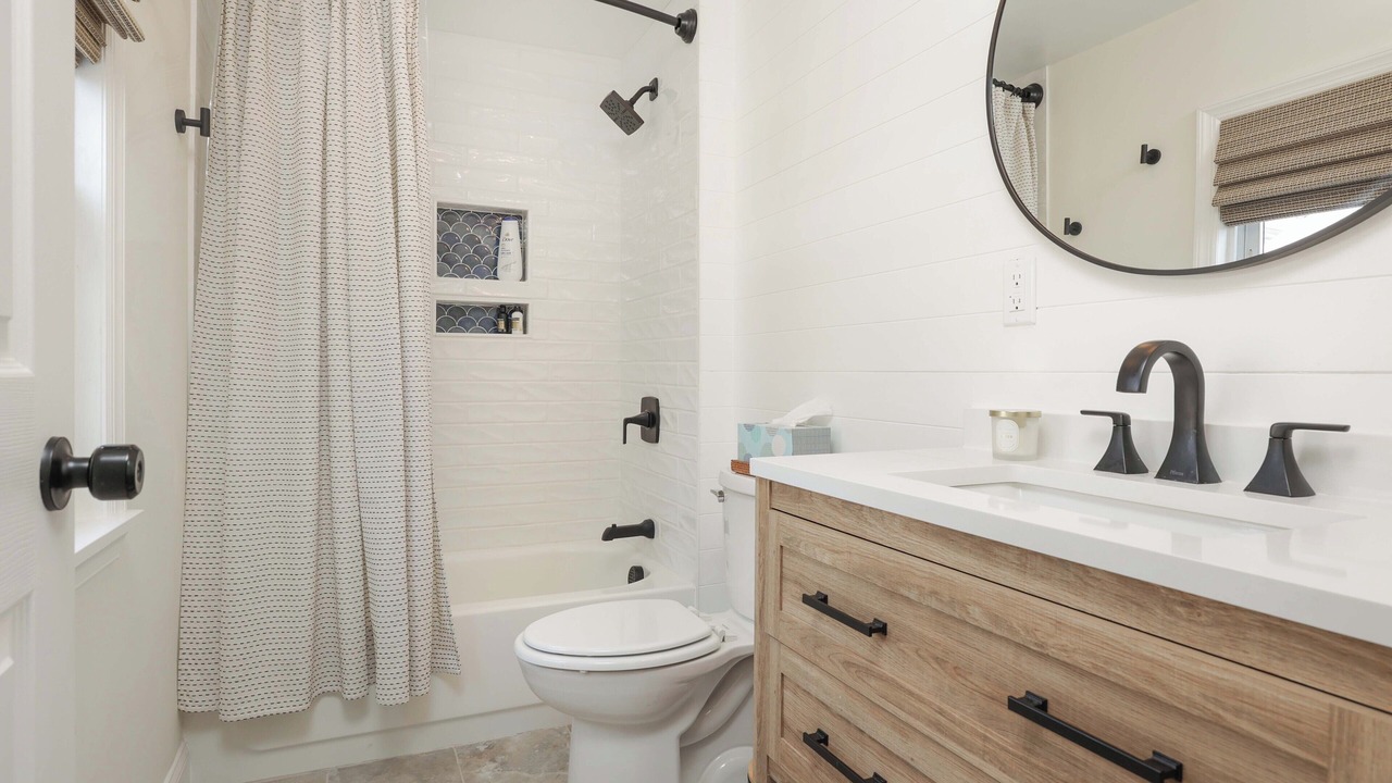 Photo of Bathroom in Long Branch