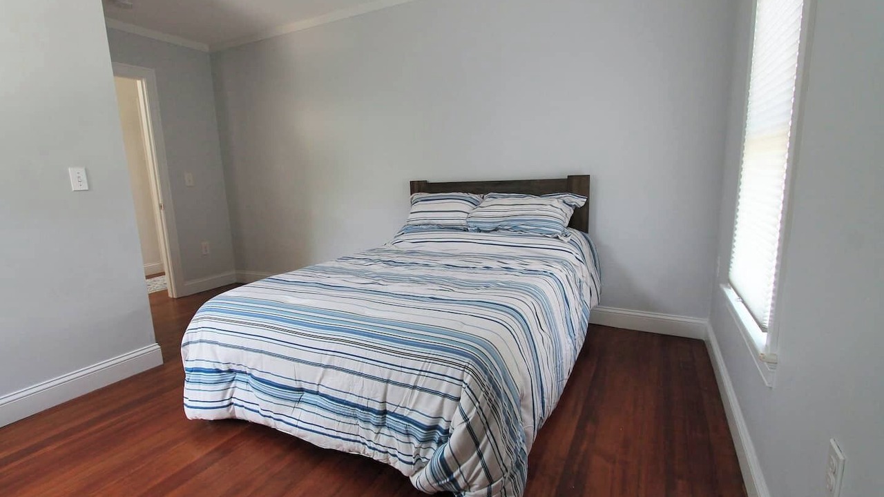 Photo of Bedroom in Yachting Village