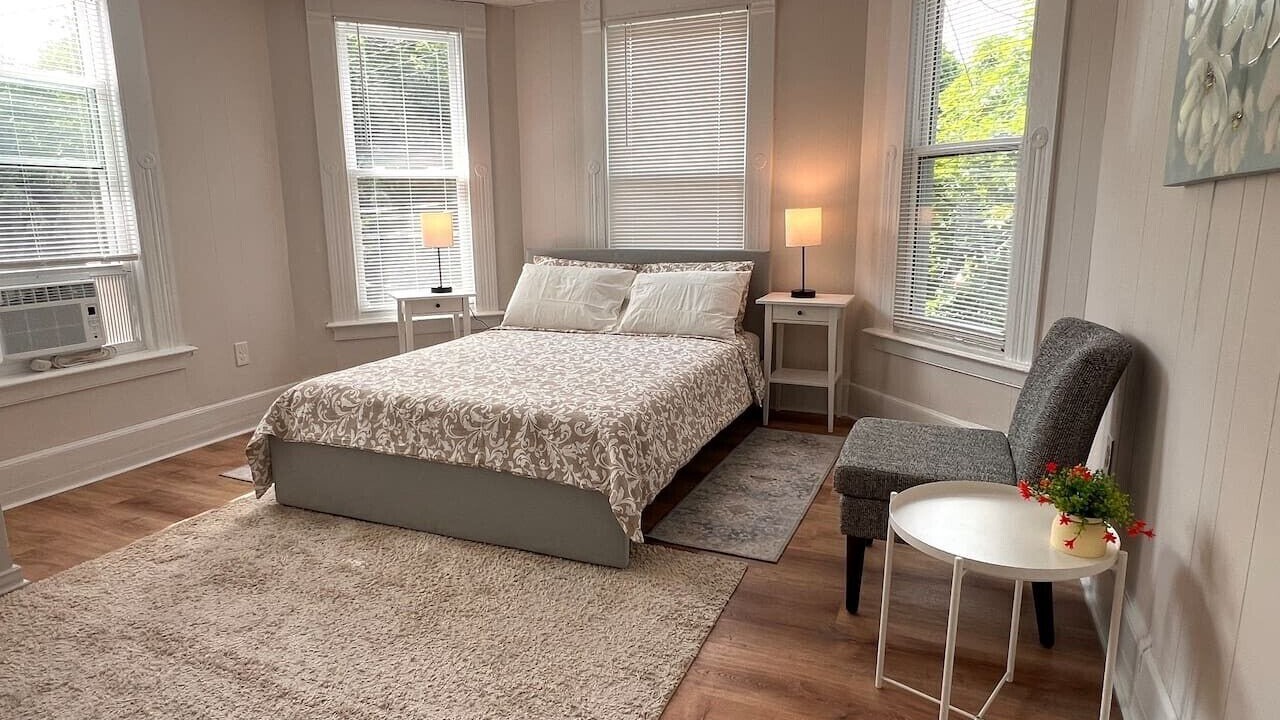 Photo of Bedroom in The Hill