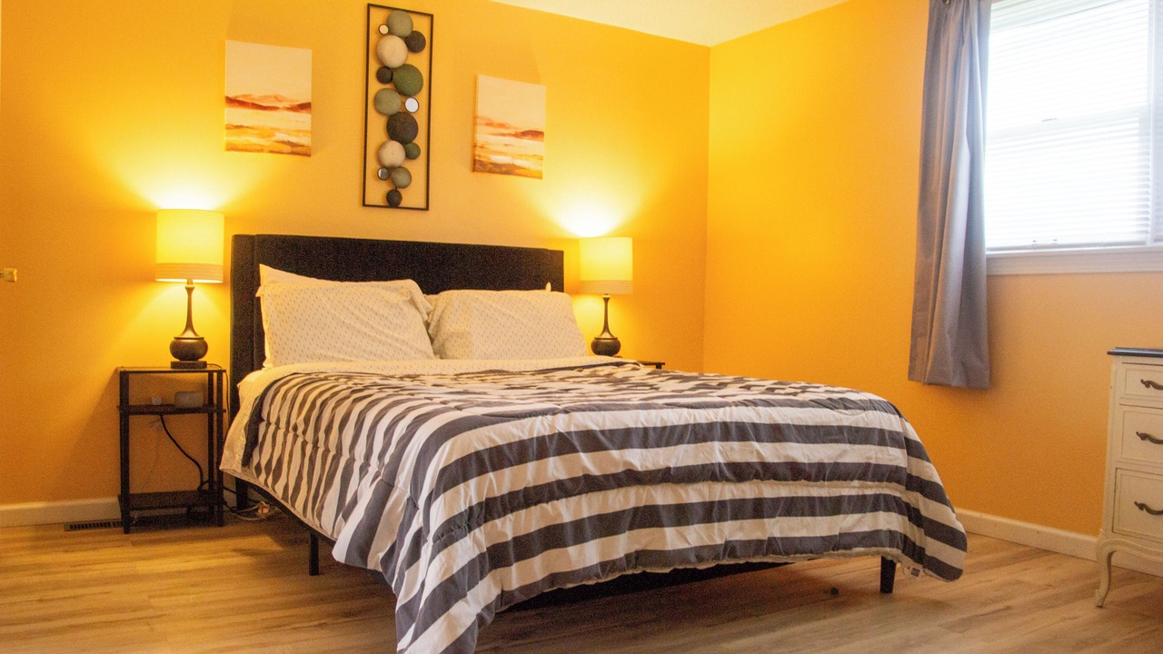 Photo of Bedroom in Center