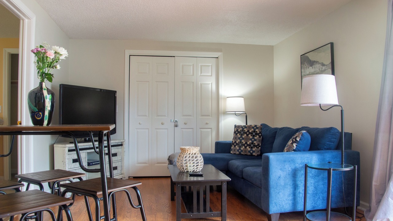 Photo of Livingroom in Center