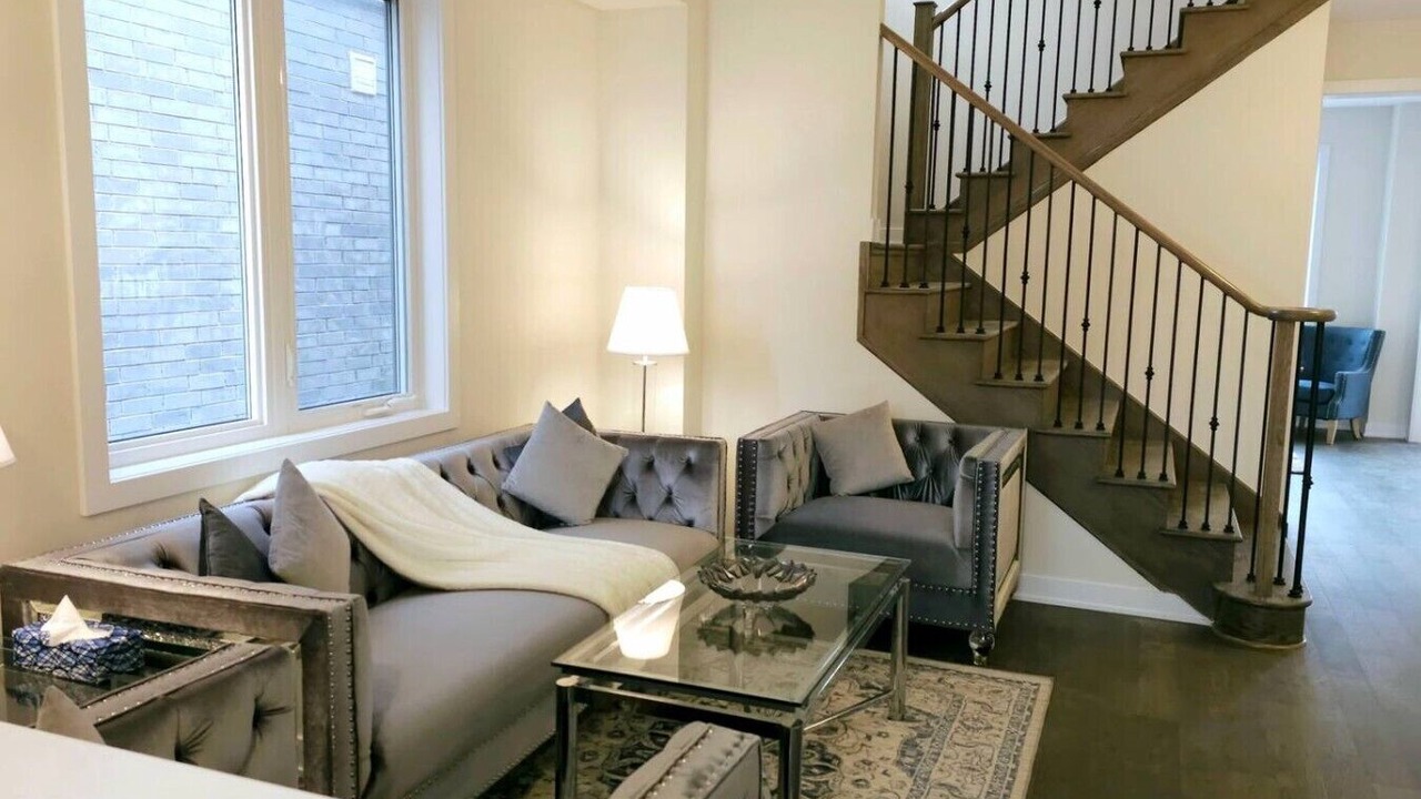 Photo of Livingroom in Welland