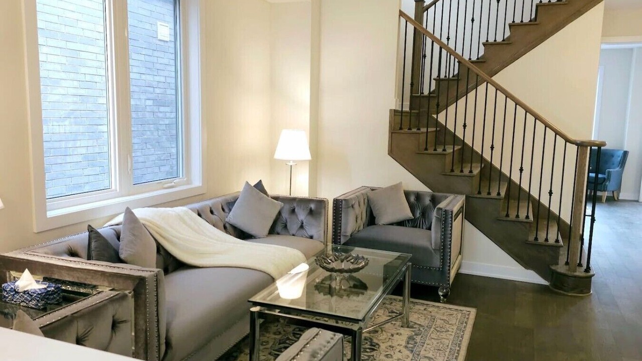 Photo of Livingroom in Welland