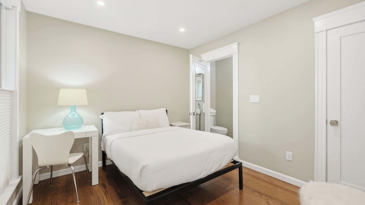 Photo of Bedroom in Riverside