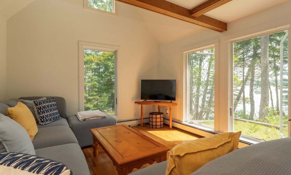 Photo of Livingroom in Blue Hill