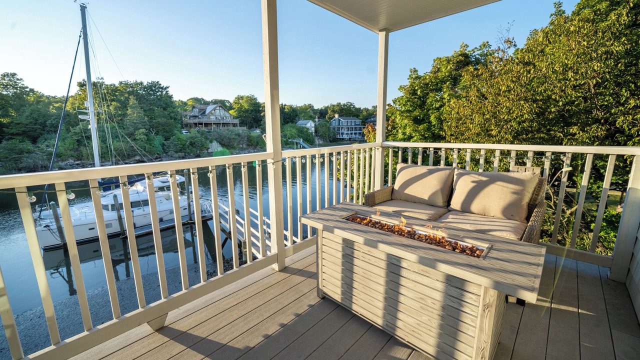 Photo of Patio Balcony in Branford