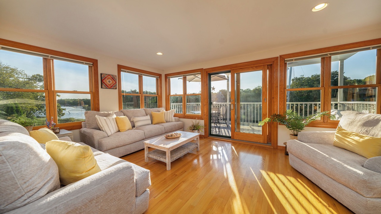 Photo of Livingroom in Branford