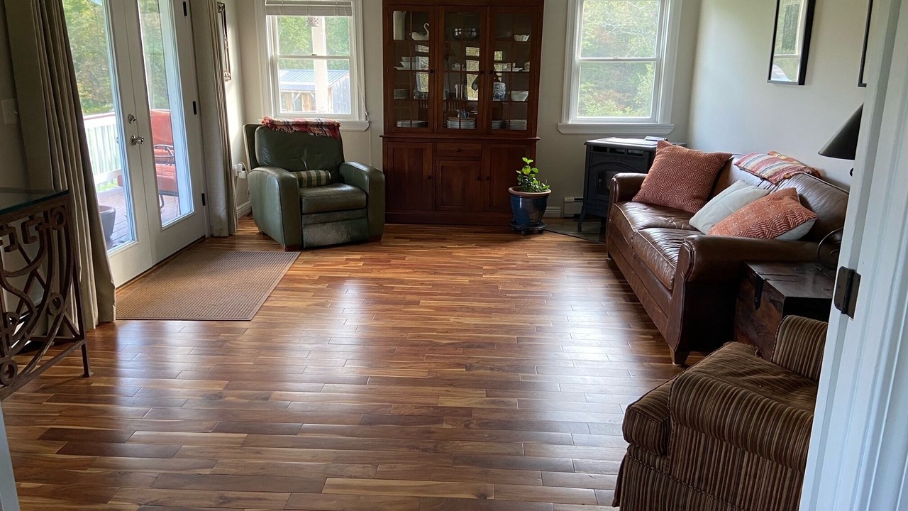 Photo of Livingroom in Belmont