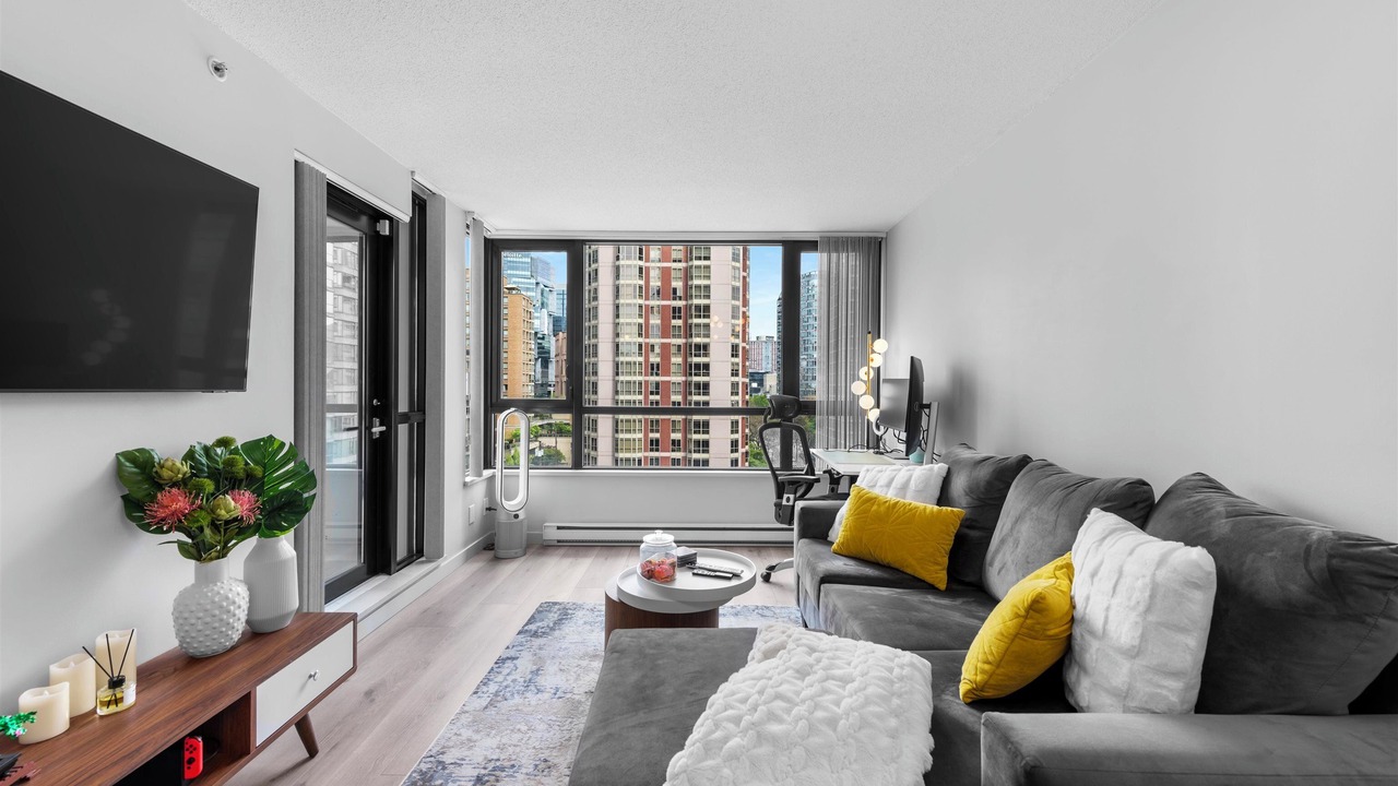 Photo of Livingroom in Midtown Toronto