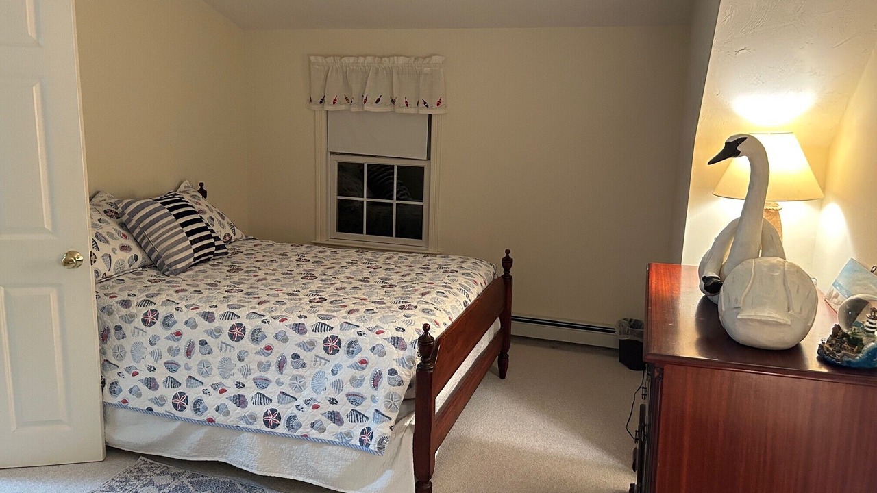 Photo of Bedroom in Falmouth Heights