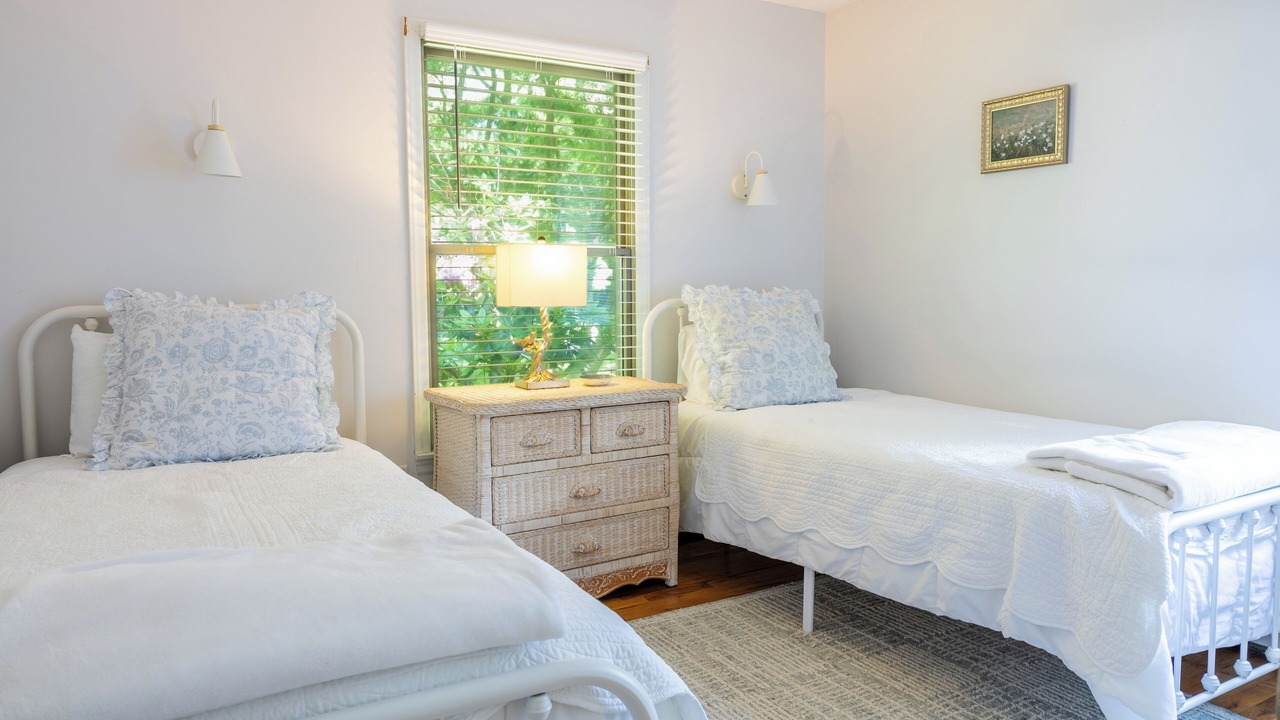 Photo of Bedroom in Southold