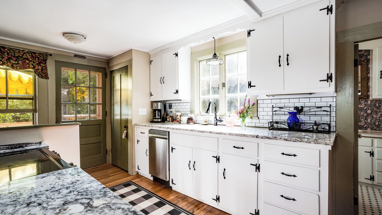 Photo of Kitchen in East Haddam