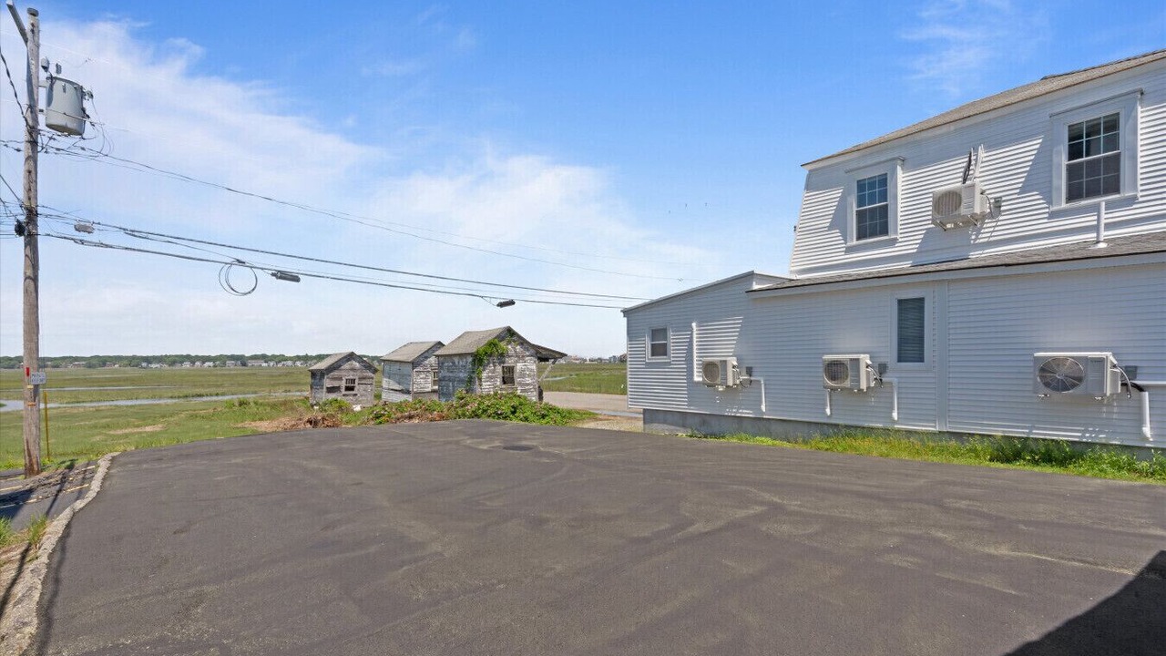 Photo of Outdoor in Hampton