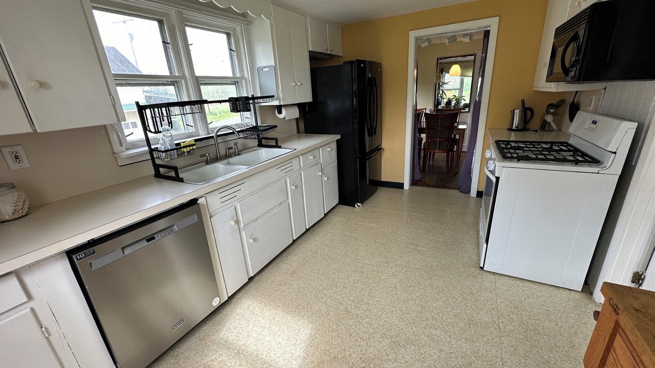 Photo of Kitchen in Lansing
