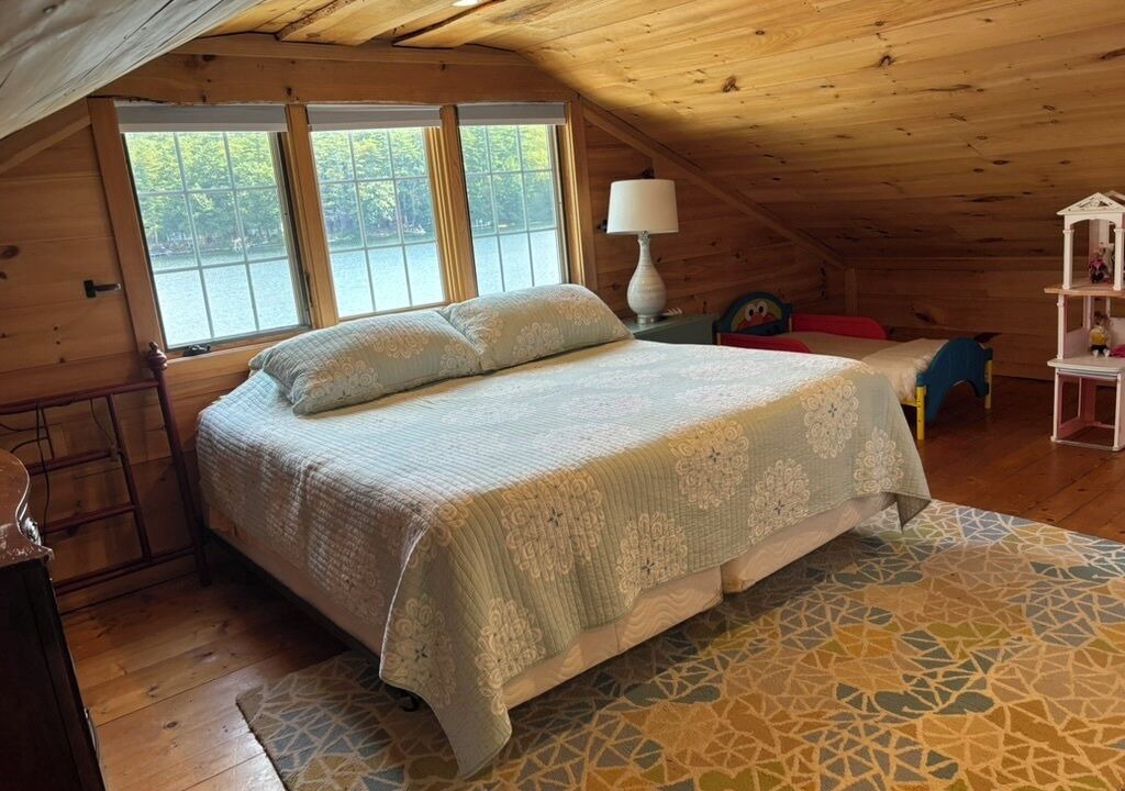Photo of Bedroom in Barrington