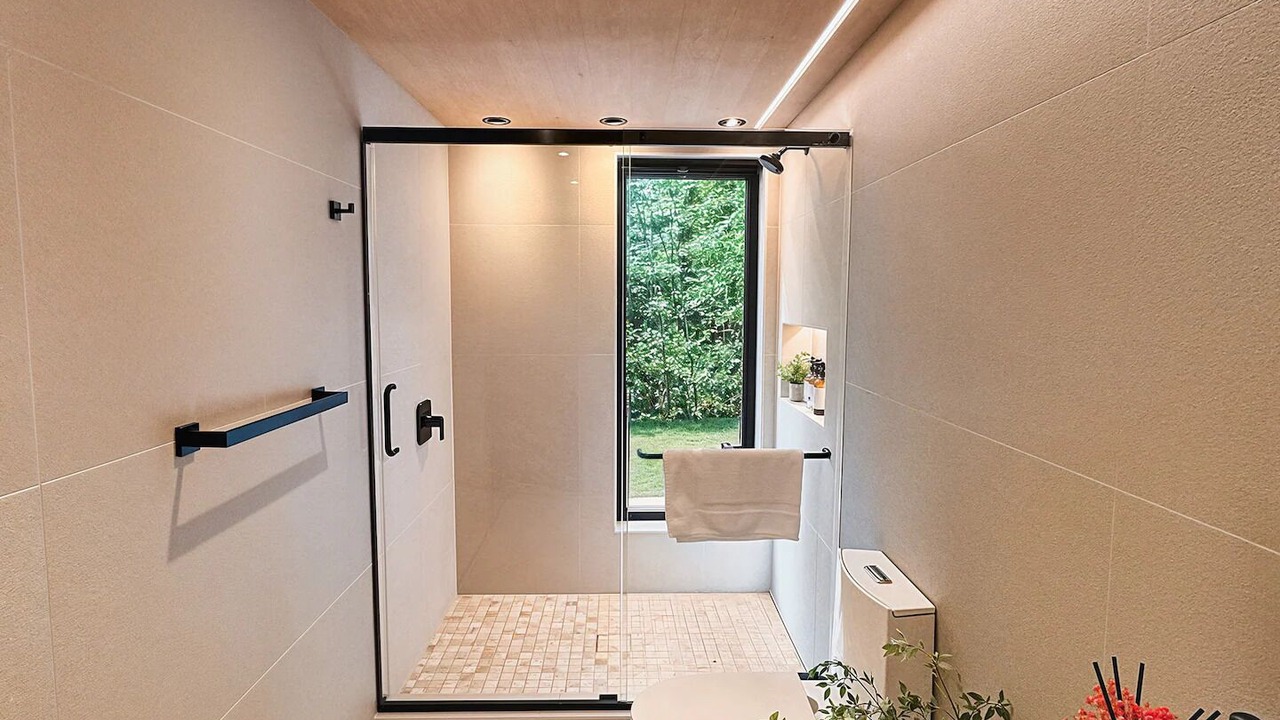 Photo of Bathroom in Davenport