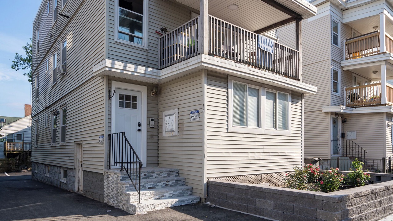 Photo of Outdoor in Meeting House Hill