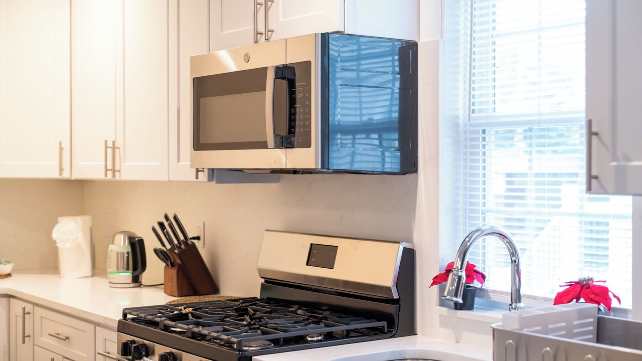 Photo of Kitchen in Meeting House Hill