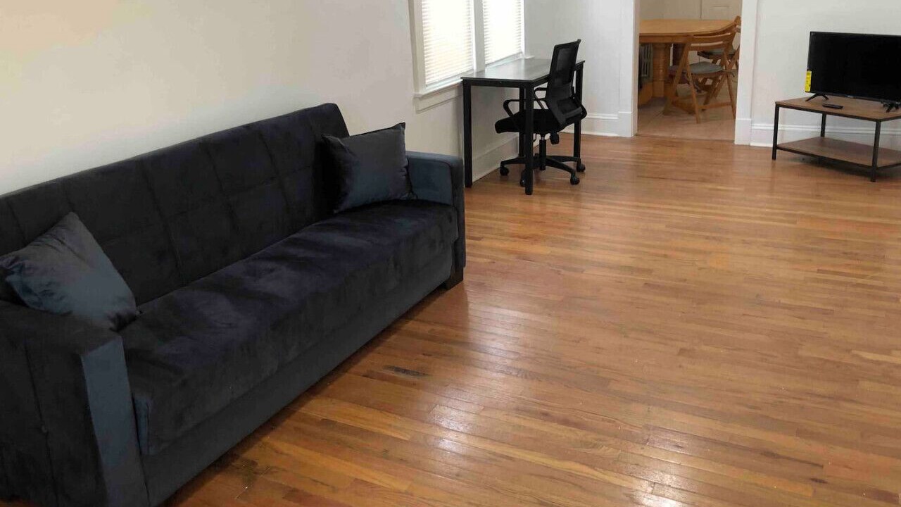 Photo of Livingroom in Perth Amboy