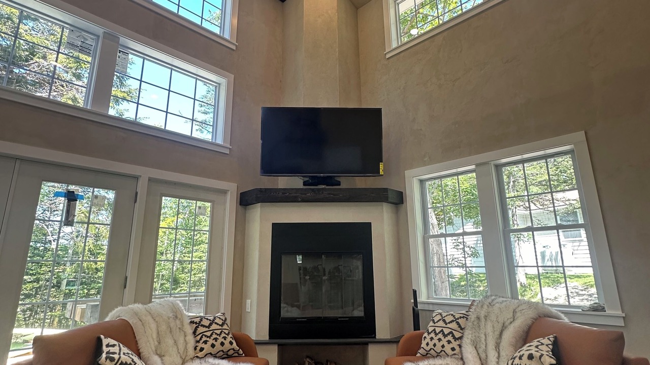 Photo of Livingroom in Bass Harbor