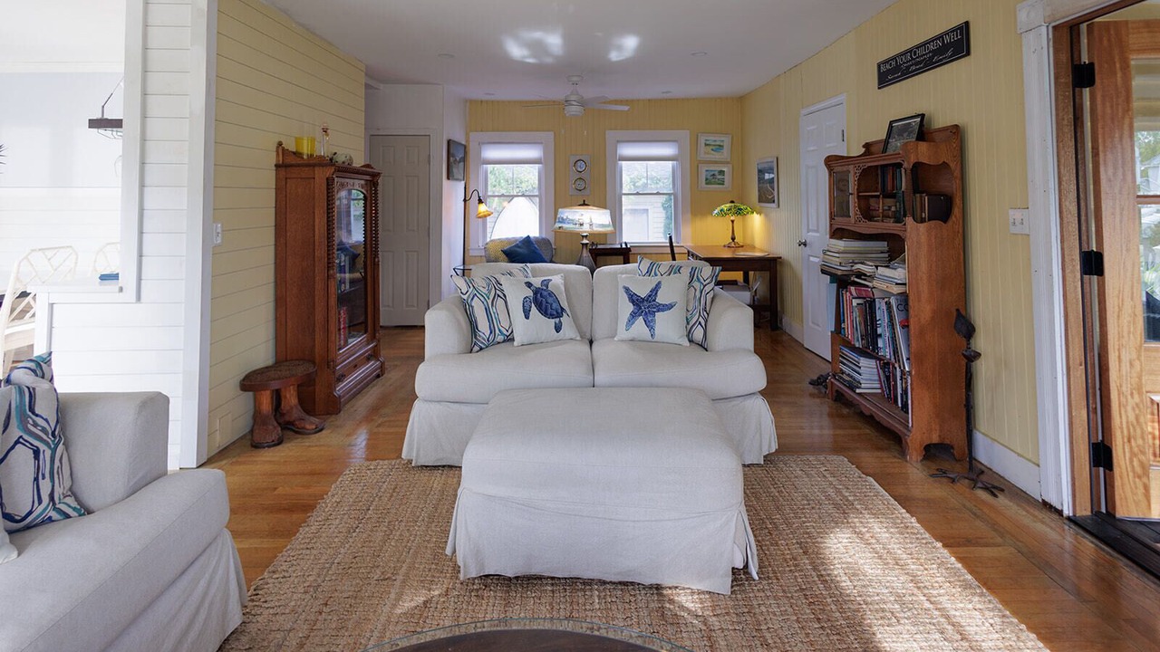 Photo of Livingroom in Onset