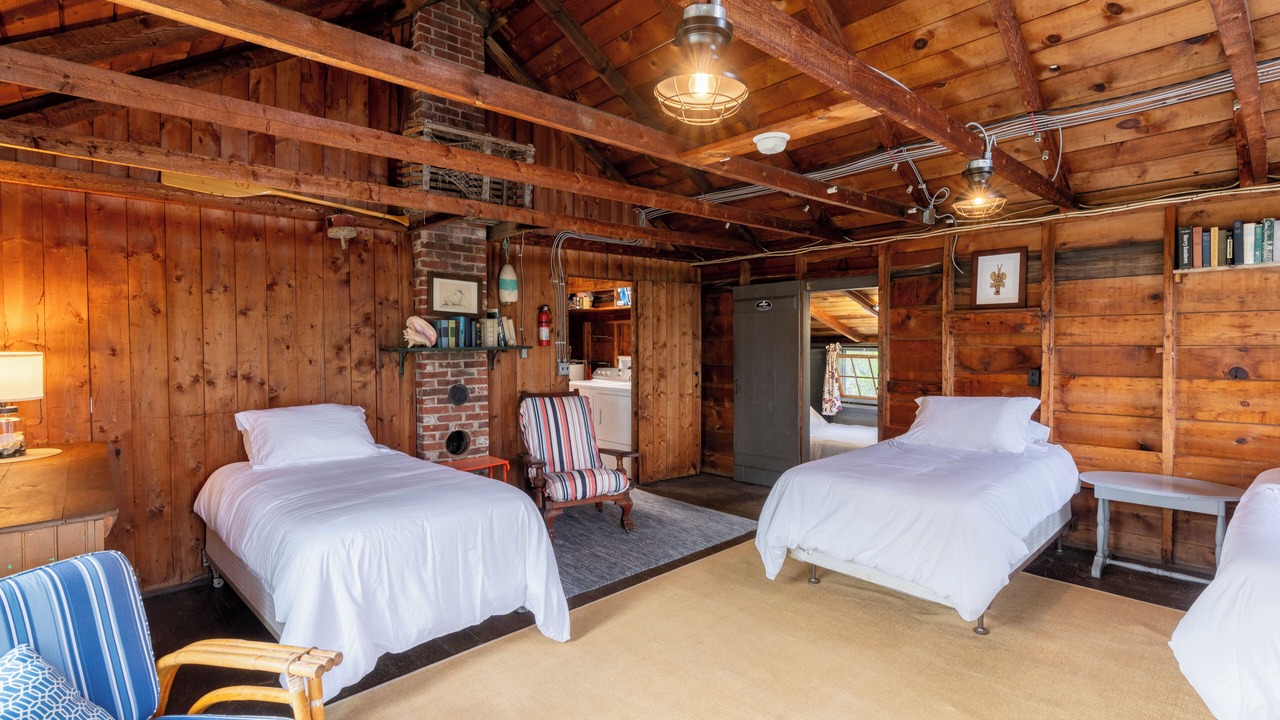 Photo of Bedroom in North Hampton
