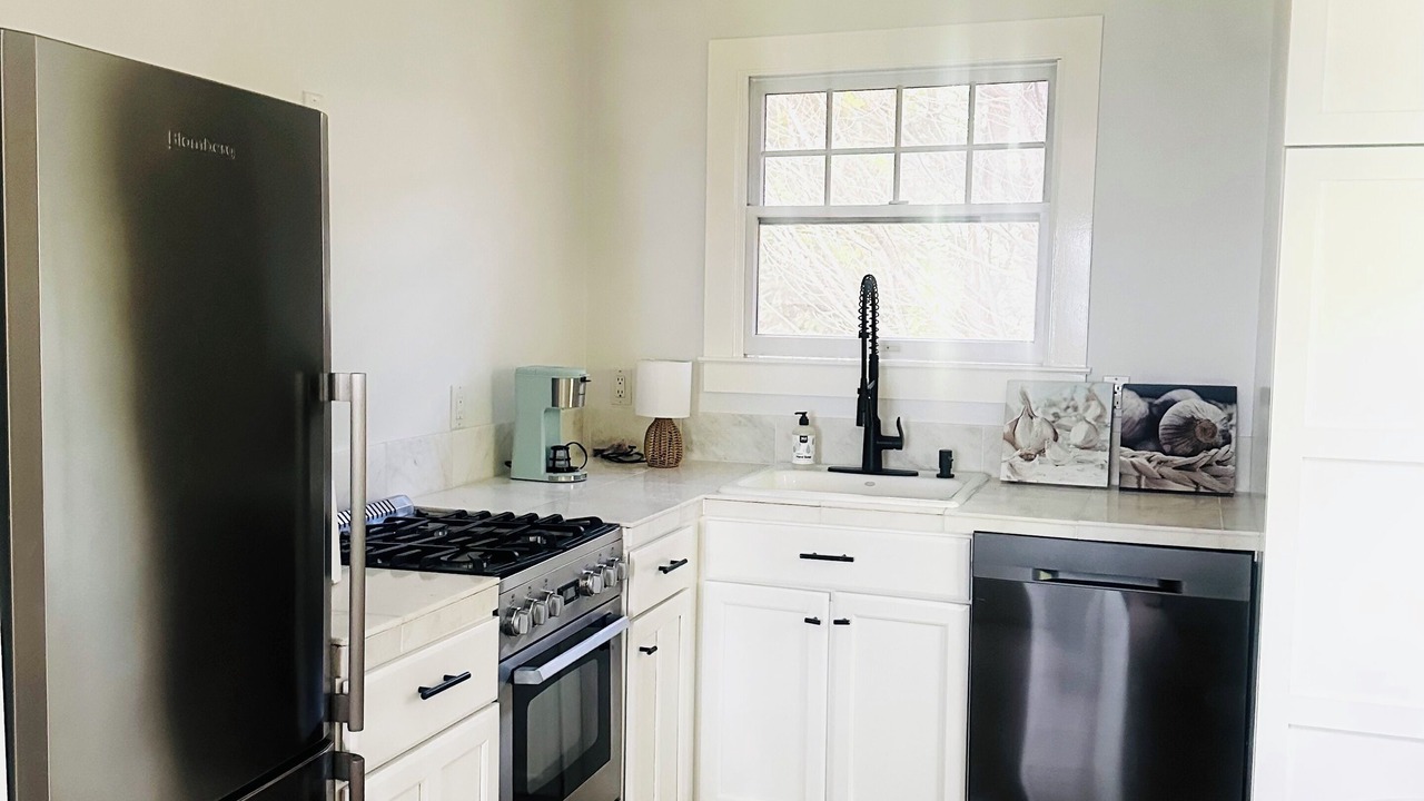 Photo of Kitchen in Village of Southampton