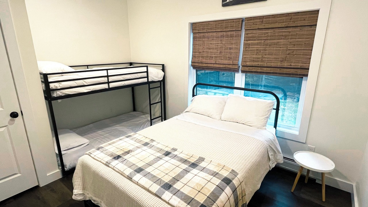 Photo of Bedroom in Sunapee