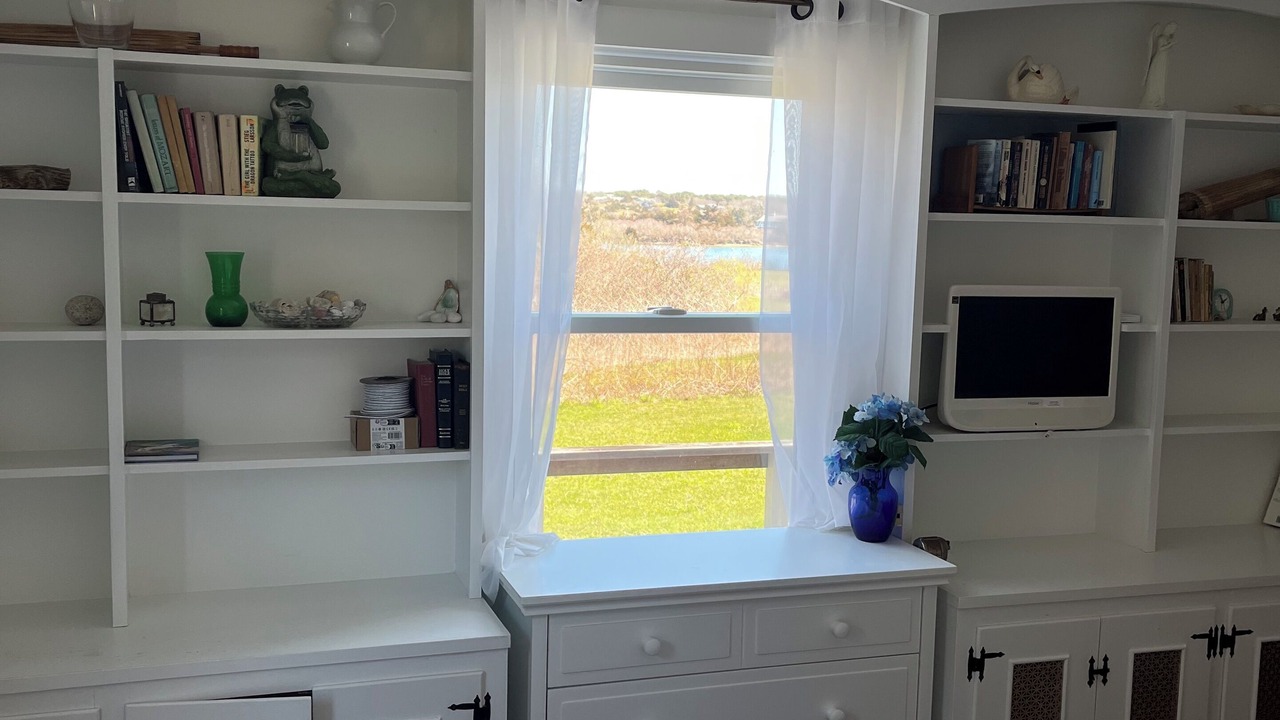 Photo of Bedroom in Chilmark