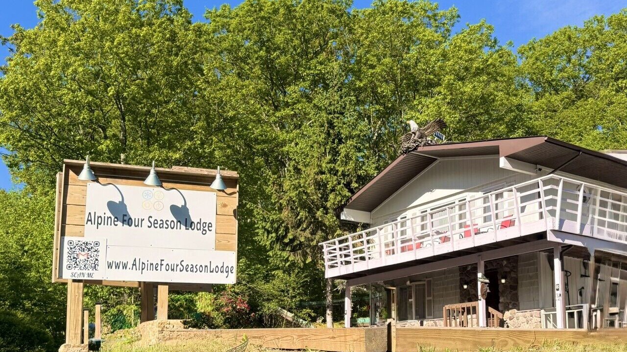 Photo of Outdoor in Highmount