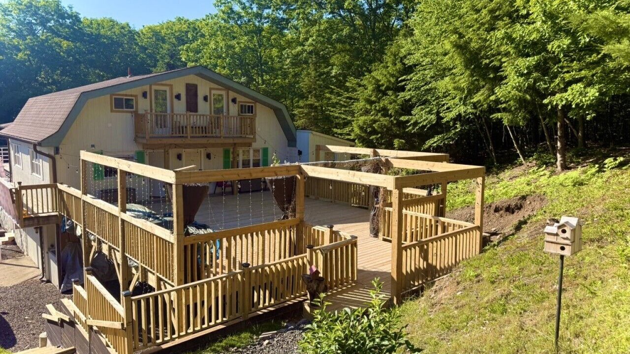 Photo of Outdoor in Highmount