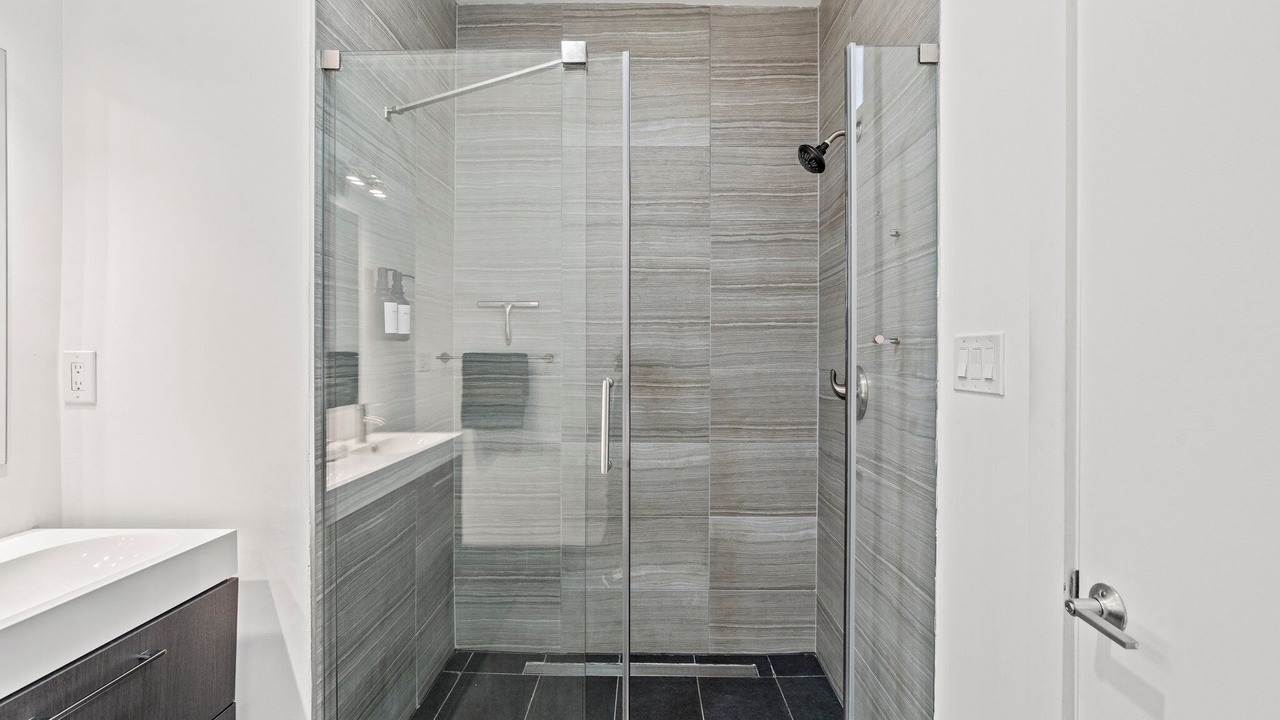 Photo of Bathroom in Poplar