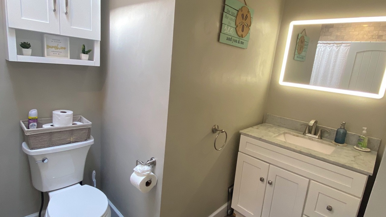 Photo of Bathroom in Top of the Hill