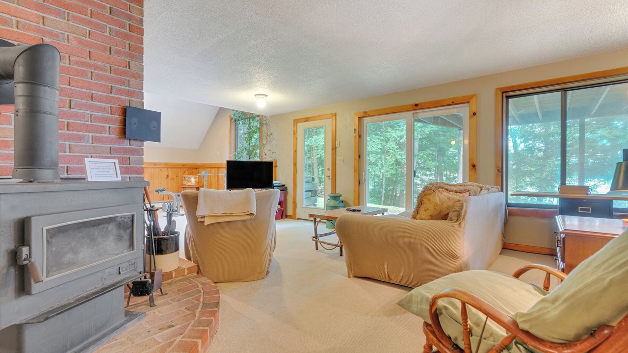 Photo of Bedroom in Lyman