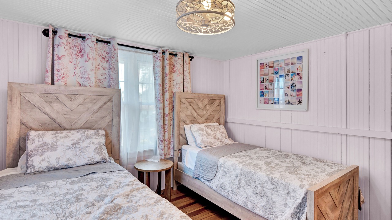 Photo of Bedroom in Niantic