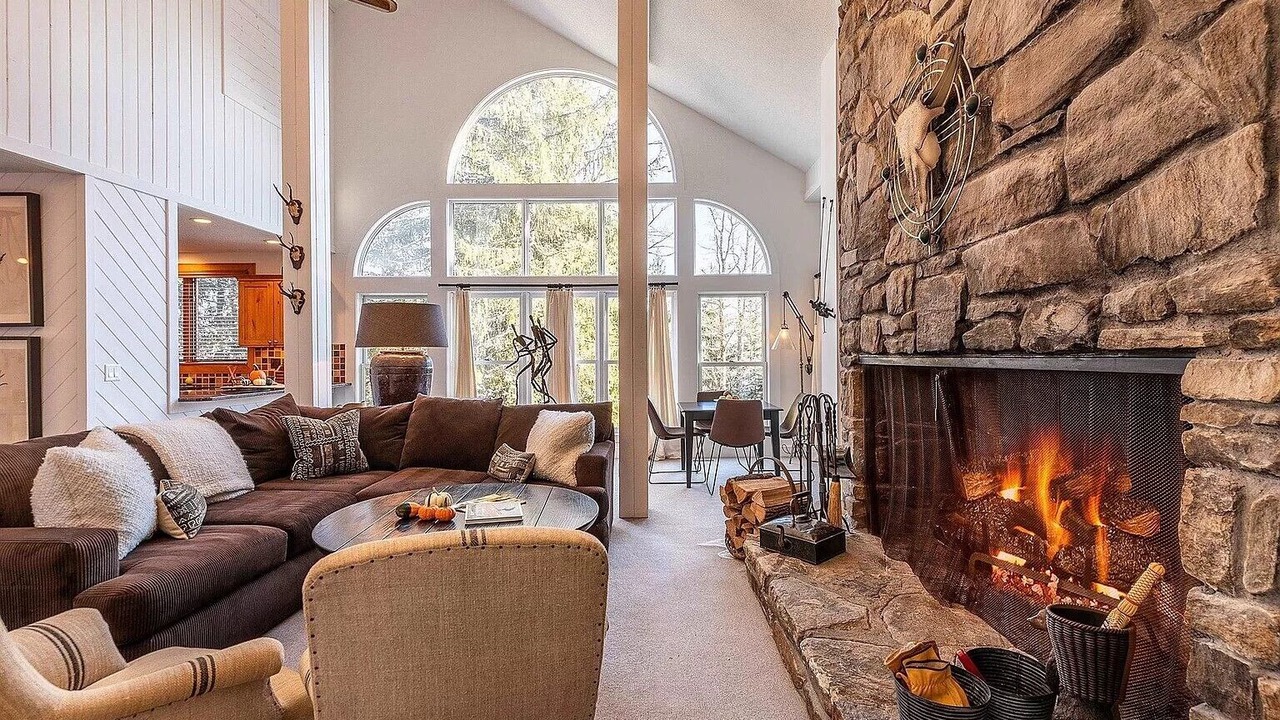 Photo of Livingroom in Stratton Mountain