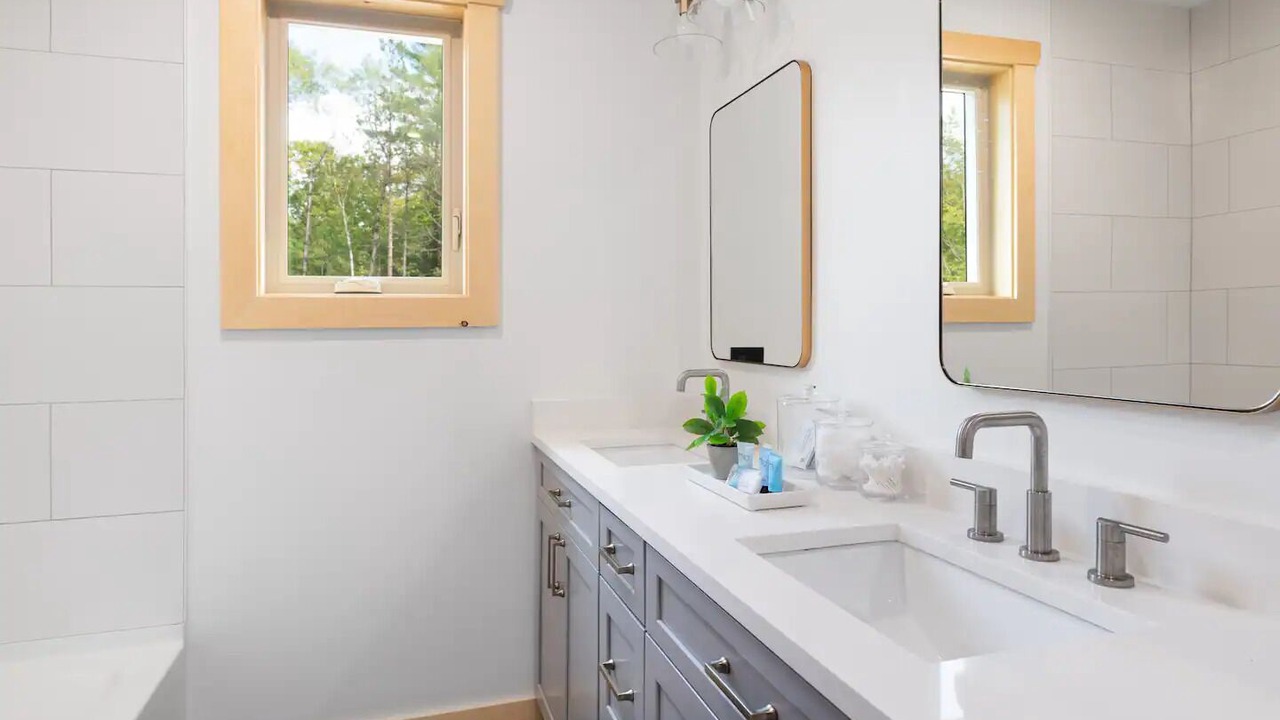 Photo of Bathroom in Bartlett