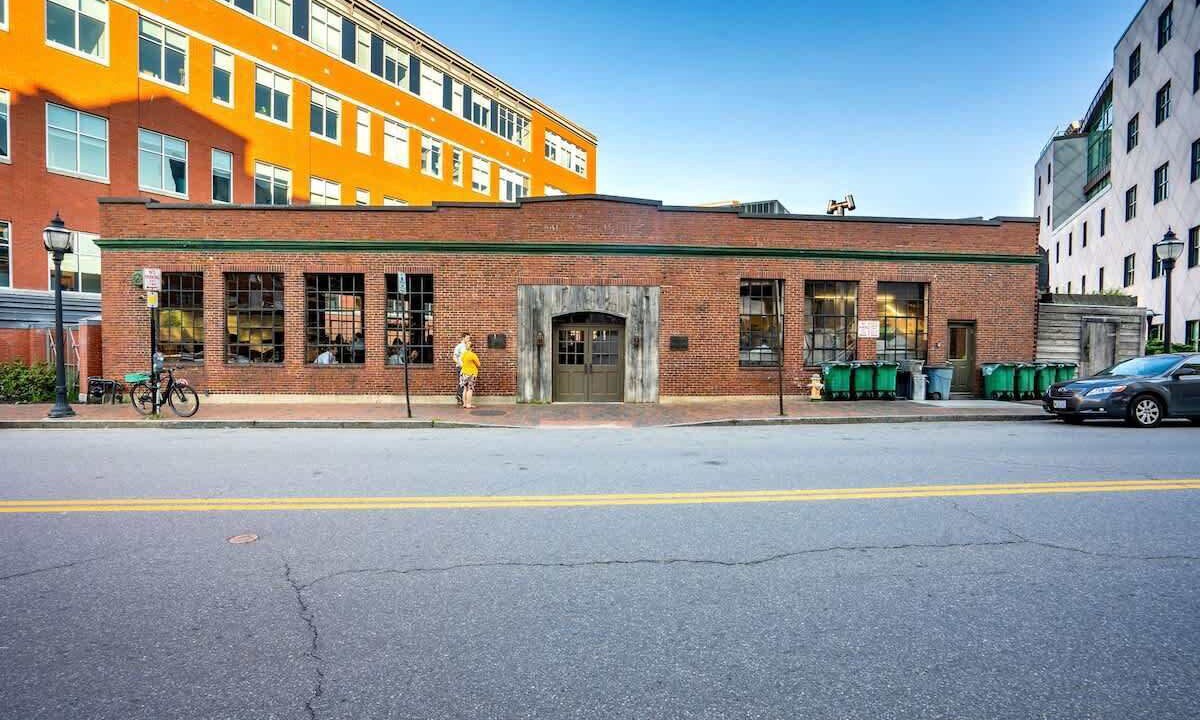 Photo of Outdoor in Oakdale