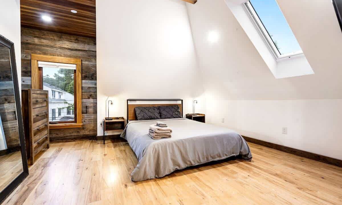 Photo of Bedroom in Oakdale