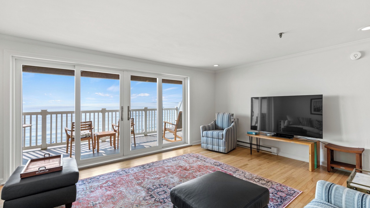 Photo of Livingroom in Old Orchard Beach