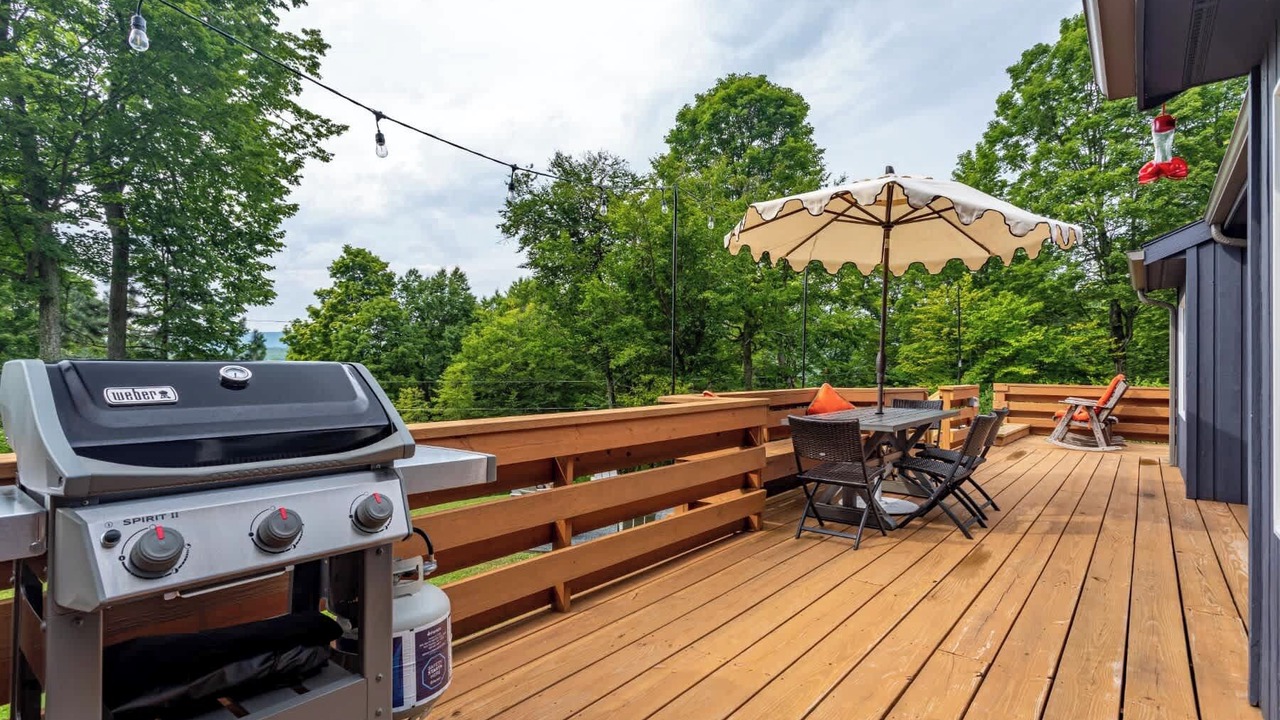 Photo of Outdoor in Highmount