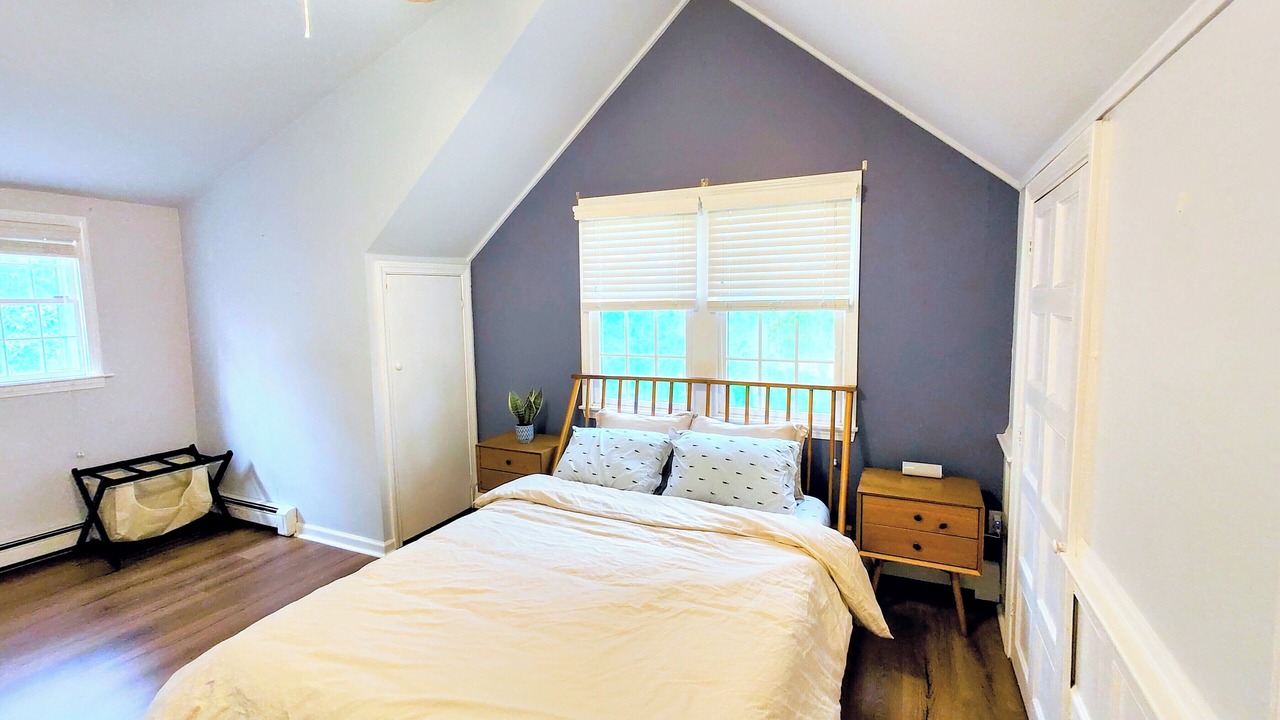 Photo of Bedroom in Mashpee