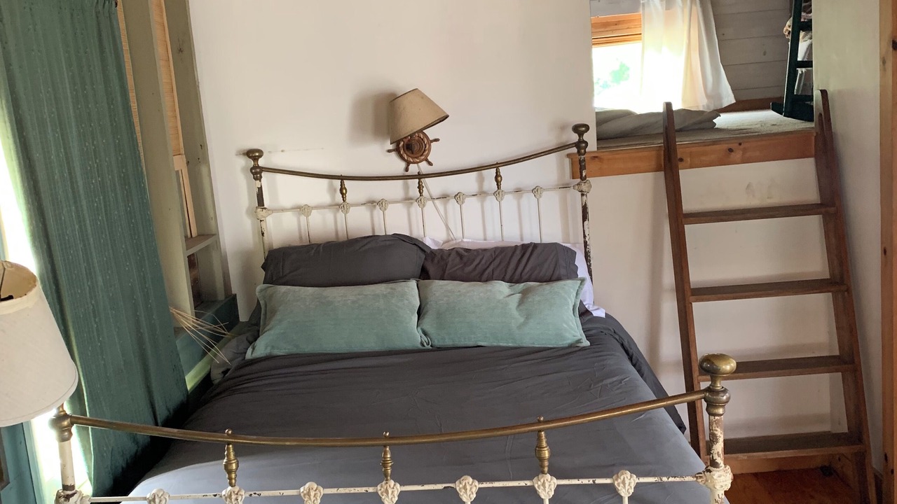 Photo of Bedroom in Mattapoisett