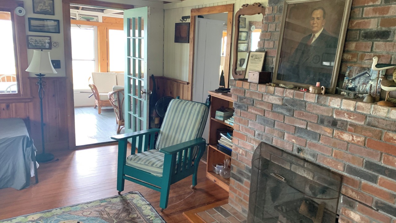 Photo of Livingroom in Mattapoisett
