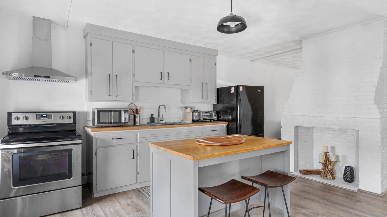 Photo of Kitchen in Warren
