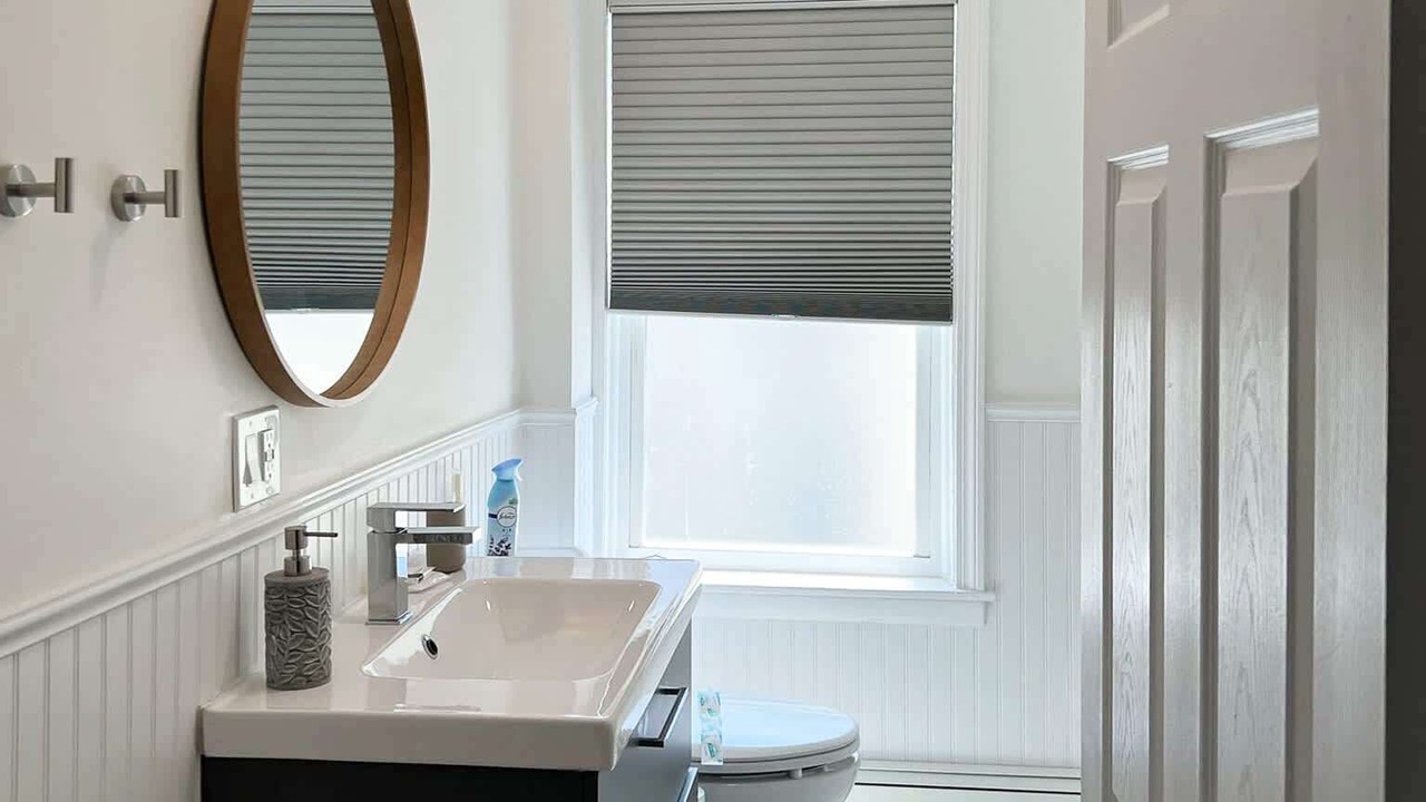 Photo of Bathroom in Warren