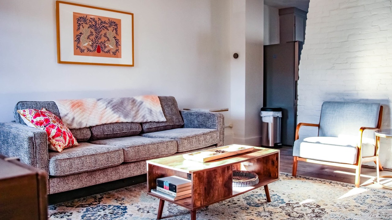 Photo of Livingroom in Warren