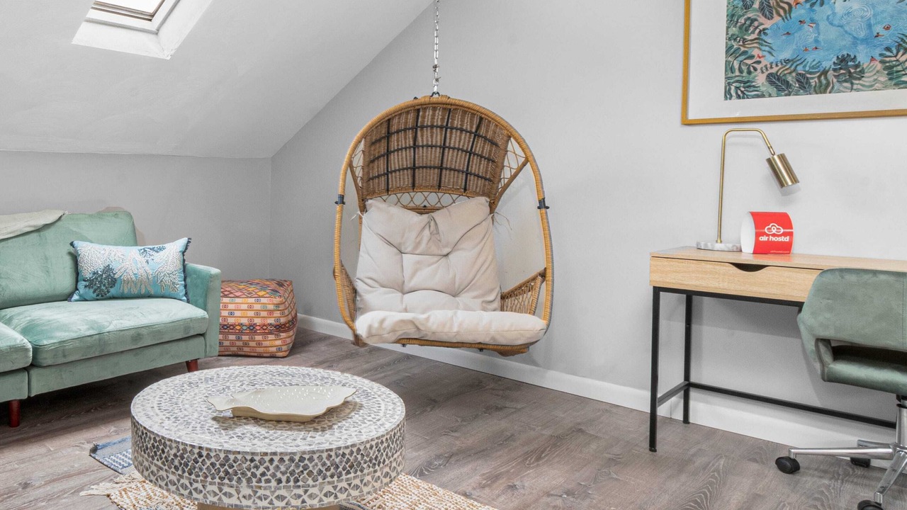 Photo of Livingroom in Warren