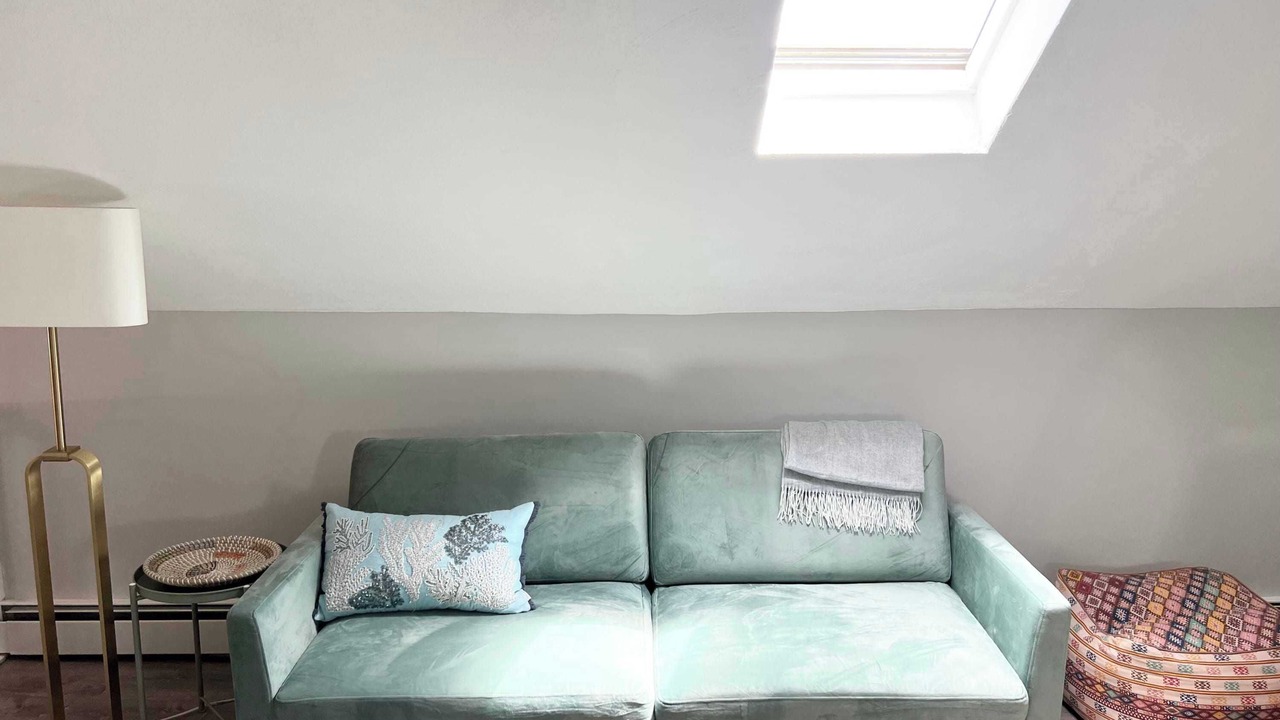Photo of Livingroom in Warren