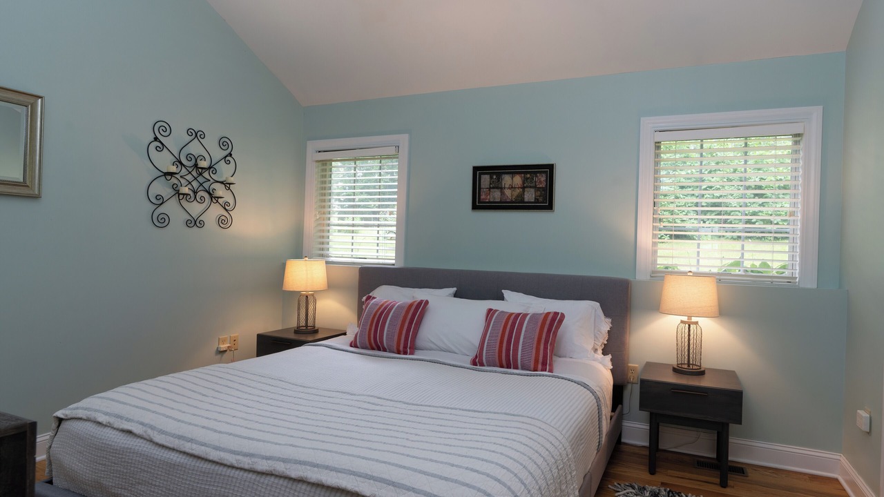 Photo of Bedroom in Lenox